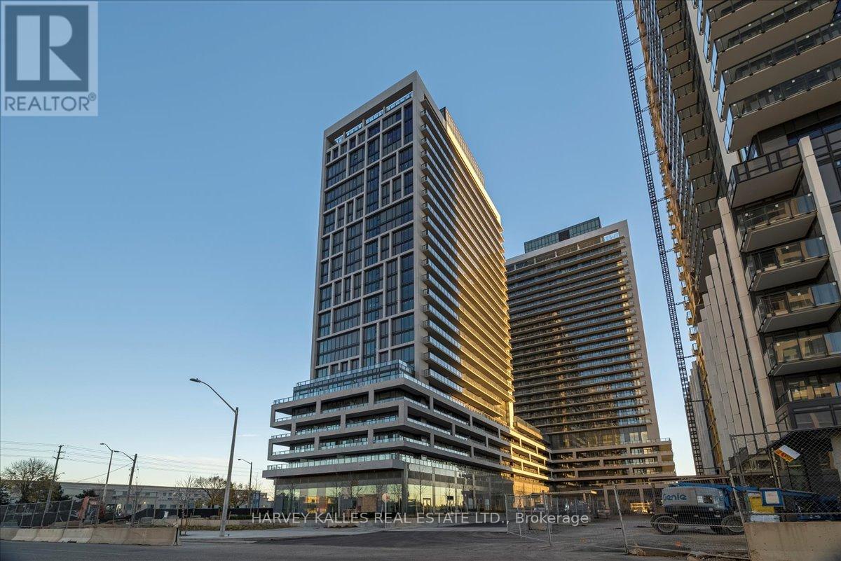 411 - 8960 JANE STREET, Vaughan, Ontario