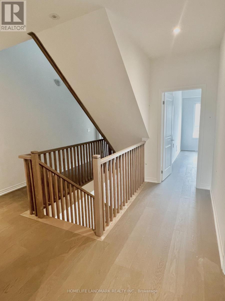 12 Yans Way, Markham, Ontario  L3R 0J8 - Photo 5 - N12505404