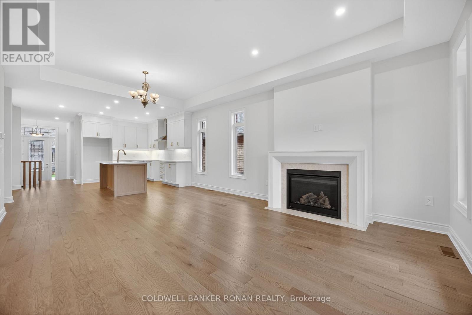 241 Ridge Way, New Tecumseth, Ontario  L9R 0W4 - Photo 14 - N12505412