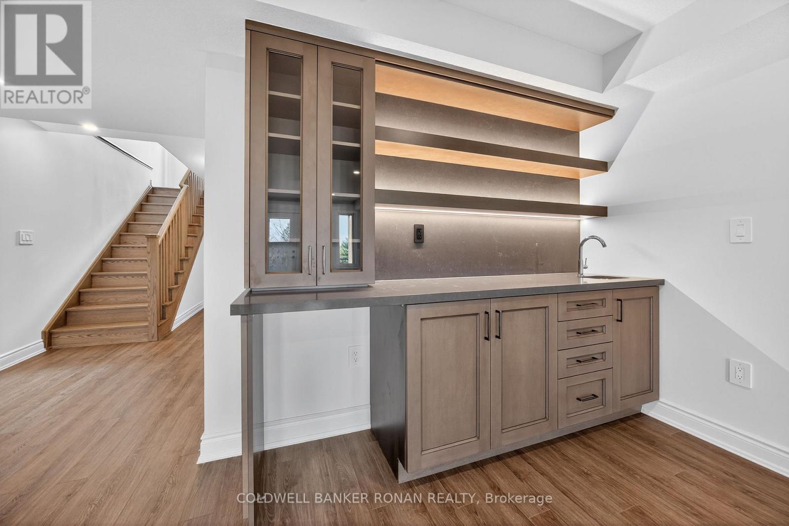 241 Ridge Way, New Tecumseth, Ontario  L9R 0W4 - Photo 28 - N12505412