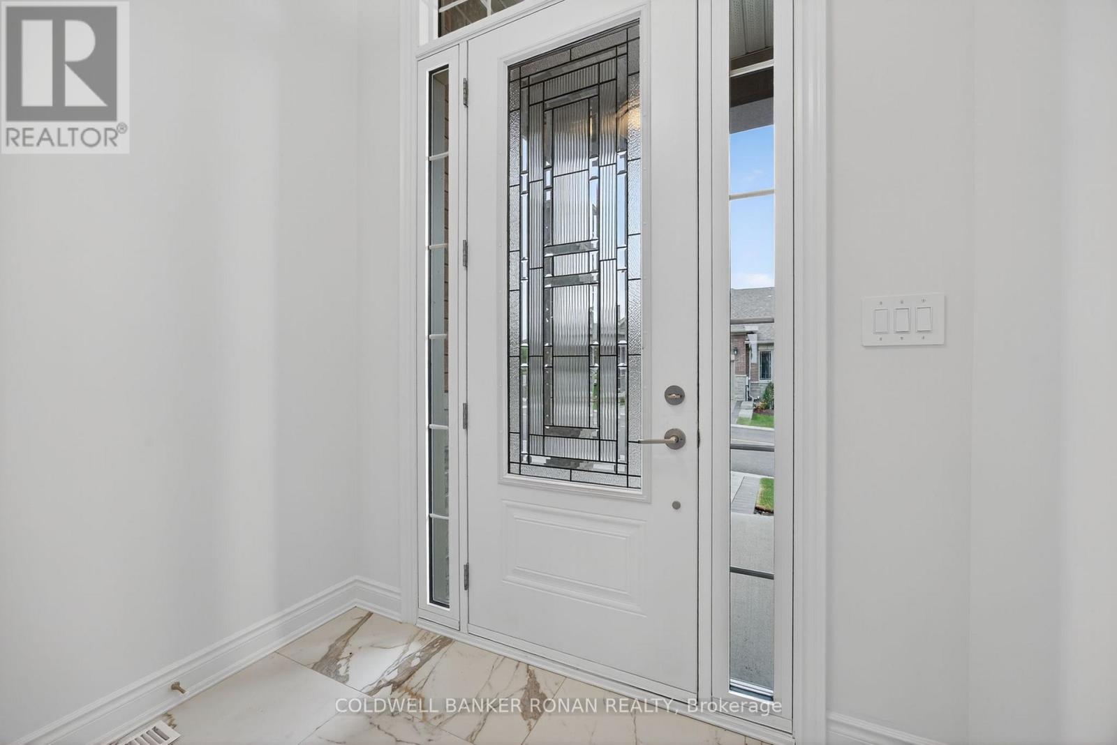 241 Ridge Way, New Tecumseth, Ontario  L9R 0W4 - Photo 3 - N12505412