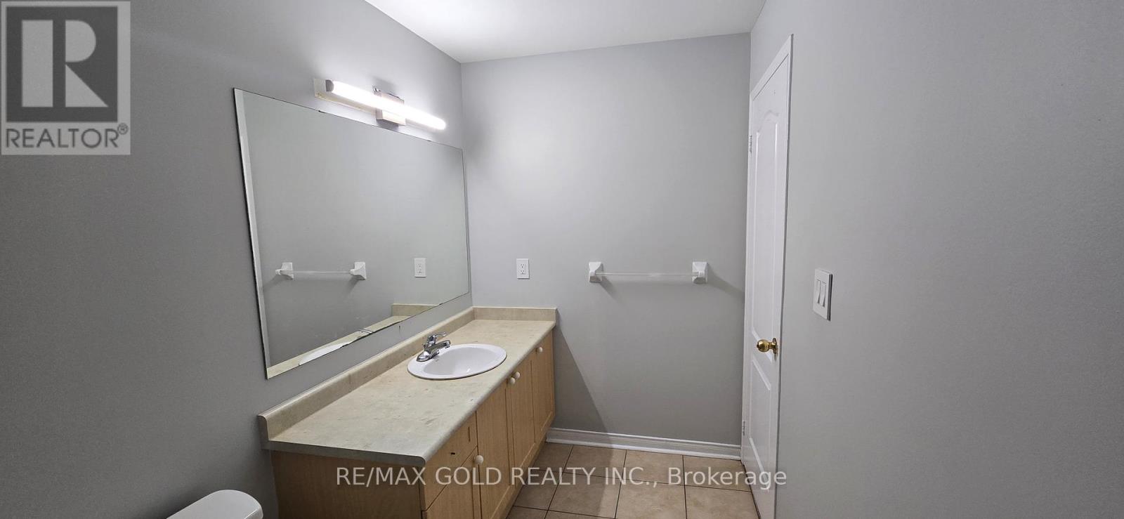4 Fandor Way, Brampton, Ontario  L7A 2G6 - Photo 20 - W12483523