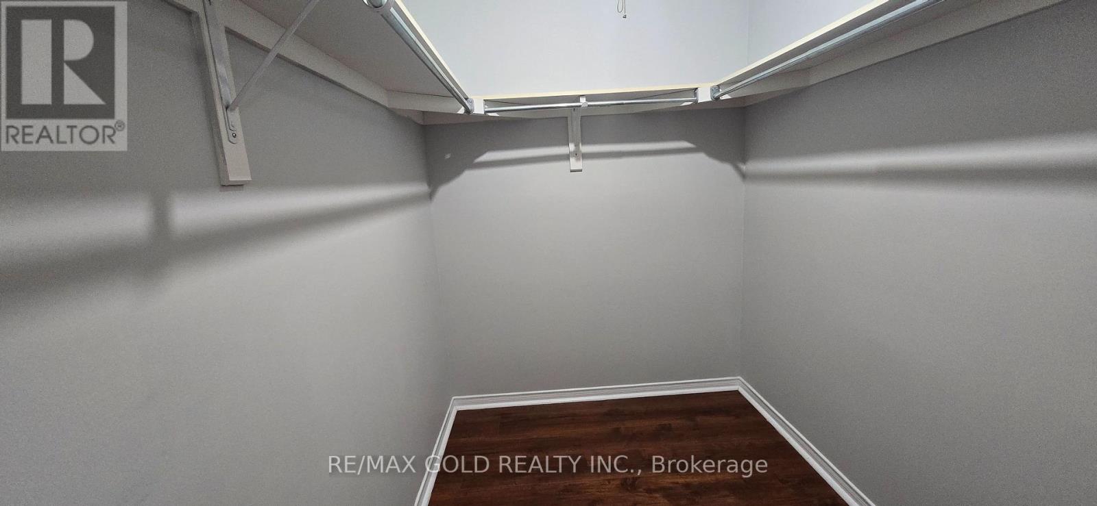 4 Fandor Way, Brampton, Ontario  L7A 2G6 - Photo 19 - W12483523