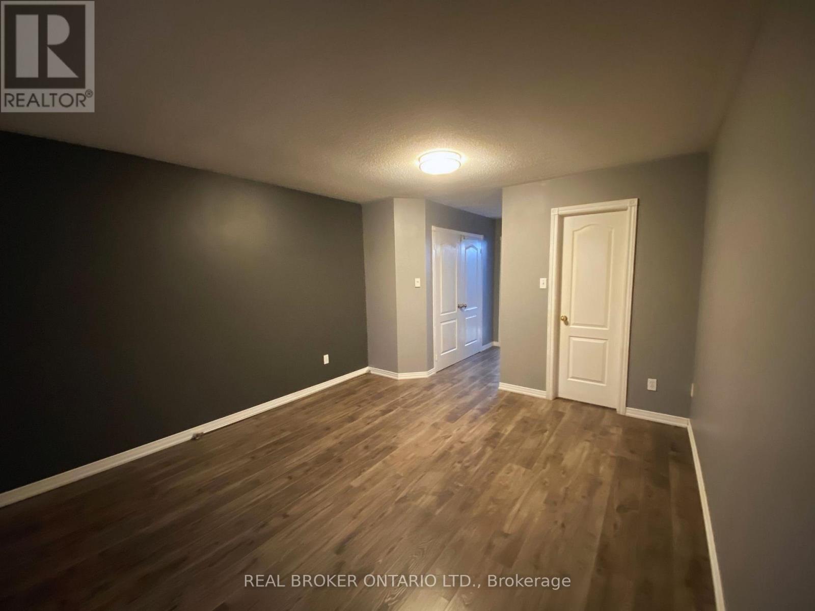 Main Unit - 80 Redfinch Way, Brampton, Ontario  L7A 2B1 - Photo 17 - W12487070