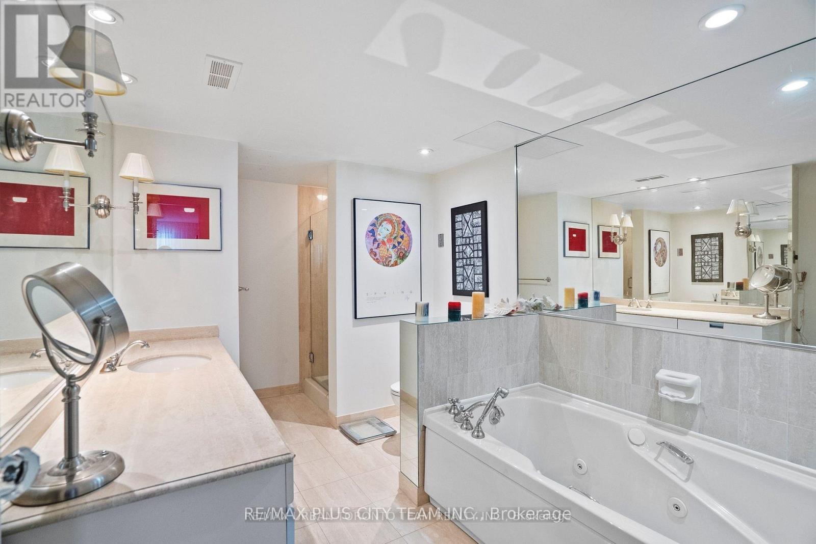 707 - 251 Queens Quay W, Toronto, Ontario  M5J 2R9 - Photo 16 - C12497870