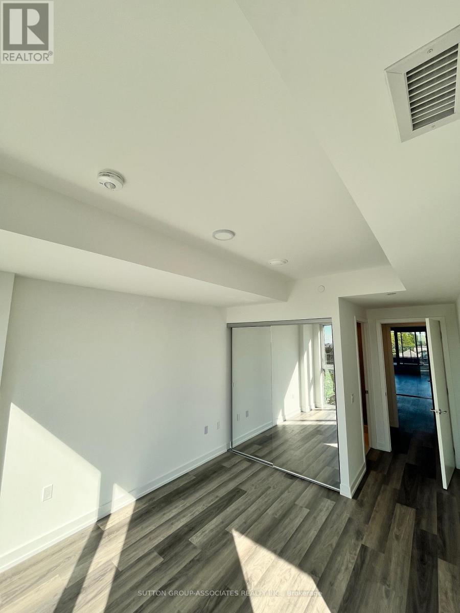 512 - 6 Chartwell Road, Toronto, Ontario  M8Z 0H2 - Photo 10 - W12505280