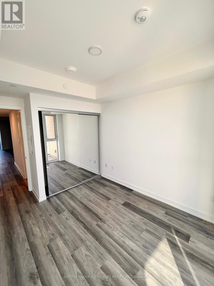 512 - 6 Chartwell Road, Toronto, Ontario  M8Z 0H2 - Photo 9 - W12505280