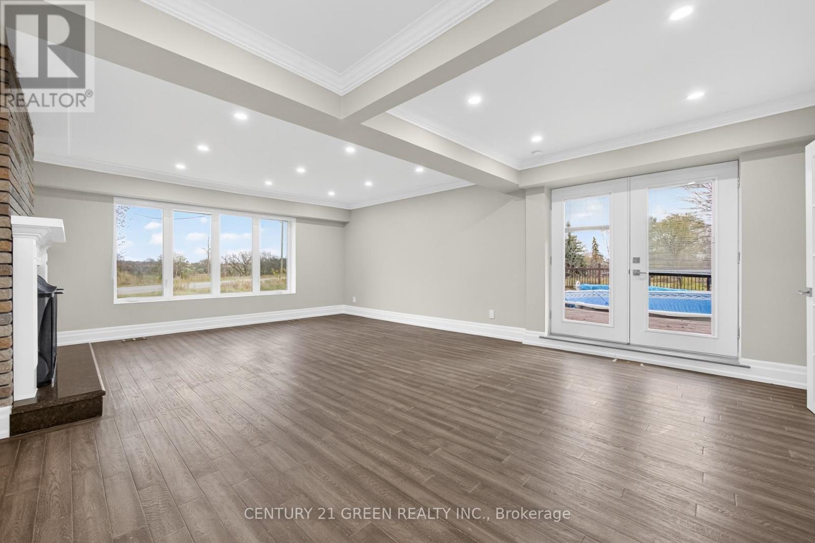 4512 Tremaine Road, Milton, Ontario  L9T 2Y1 - Photo 8 - W12505322