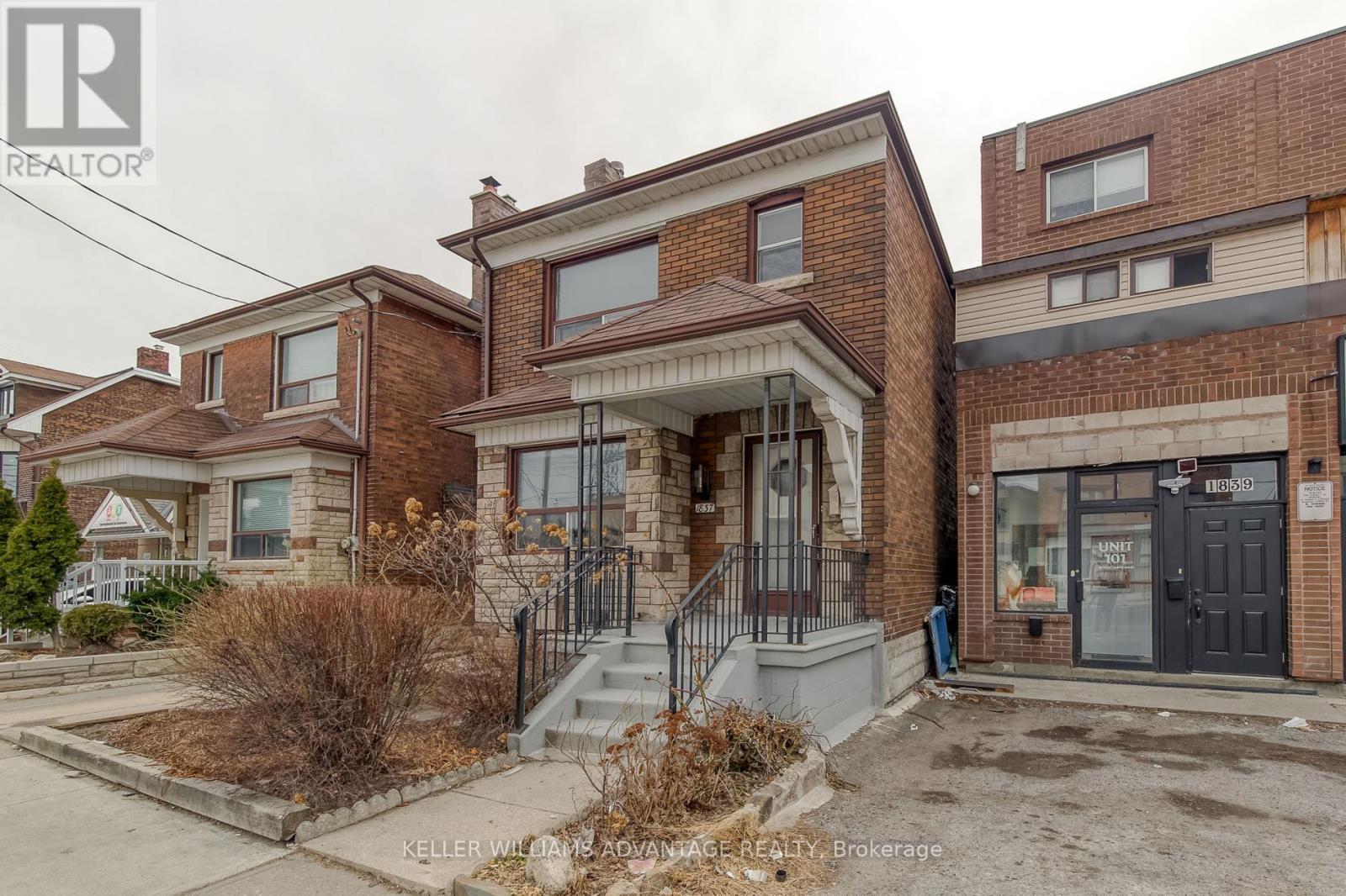 1837 DAVENPORT ROAD, toronto (weston-pellam park), Ontario