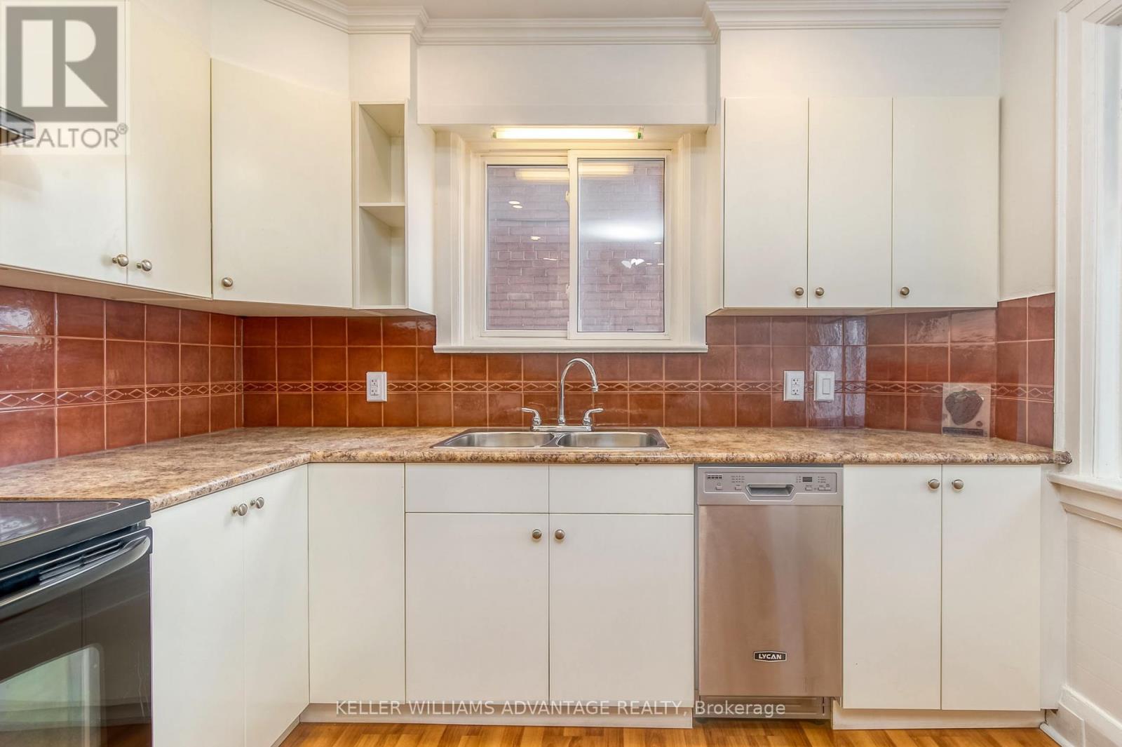 1837 Davenport Road, Toronto, Ontario  M6N 1B8 - Photo 7 - W12505336