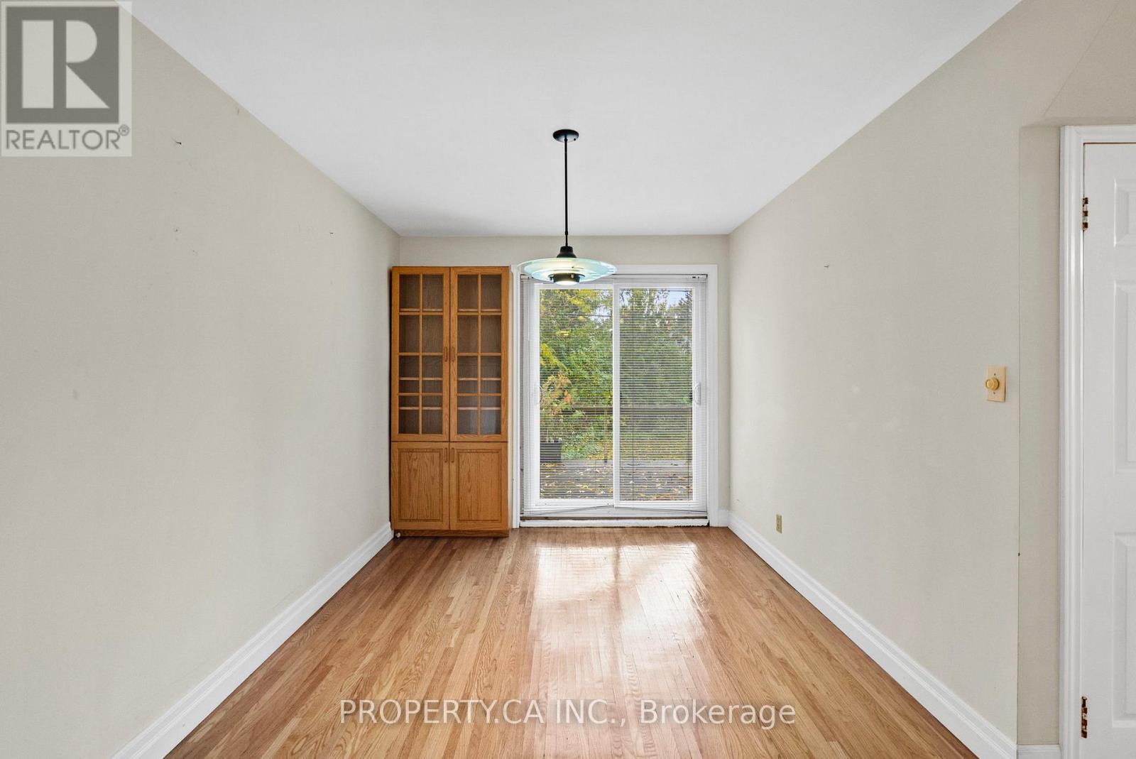 3 Ambleside Avenue, Toronto, Ontario  M8Z 2H5 - Photo 14 - W12505352