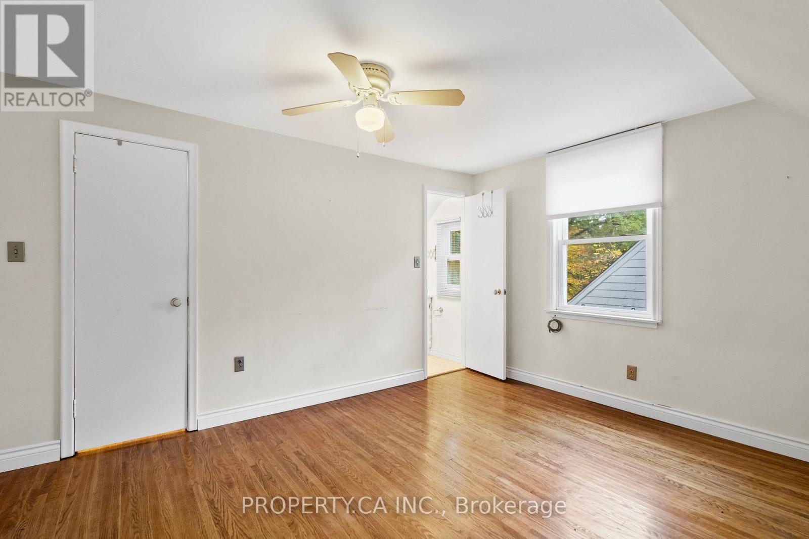 3 Ambleside Avenue, Toronto, Ontario  M8Z 2H5 - Photo 24 - W12505352