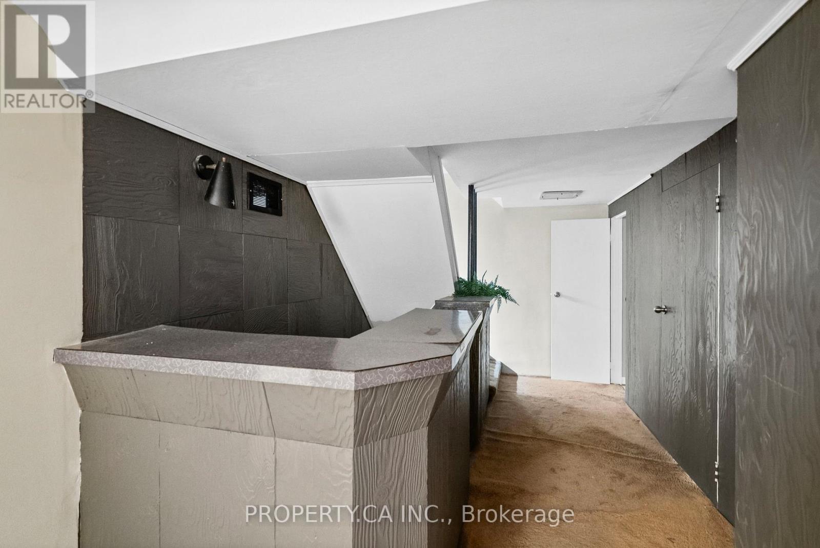 3 Ambleside Avenue, Toronto, Ontario  M8Z 2H5 - Photo 32 - W12505352