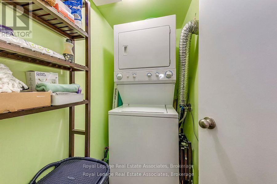 901 - 155 Hillcrest Avenue, Mississauga, Ontario  L5B 3Z2 - Photo 16 - W12505354