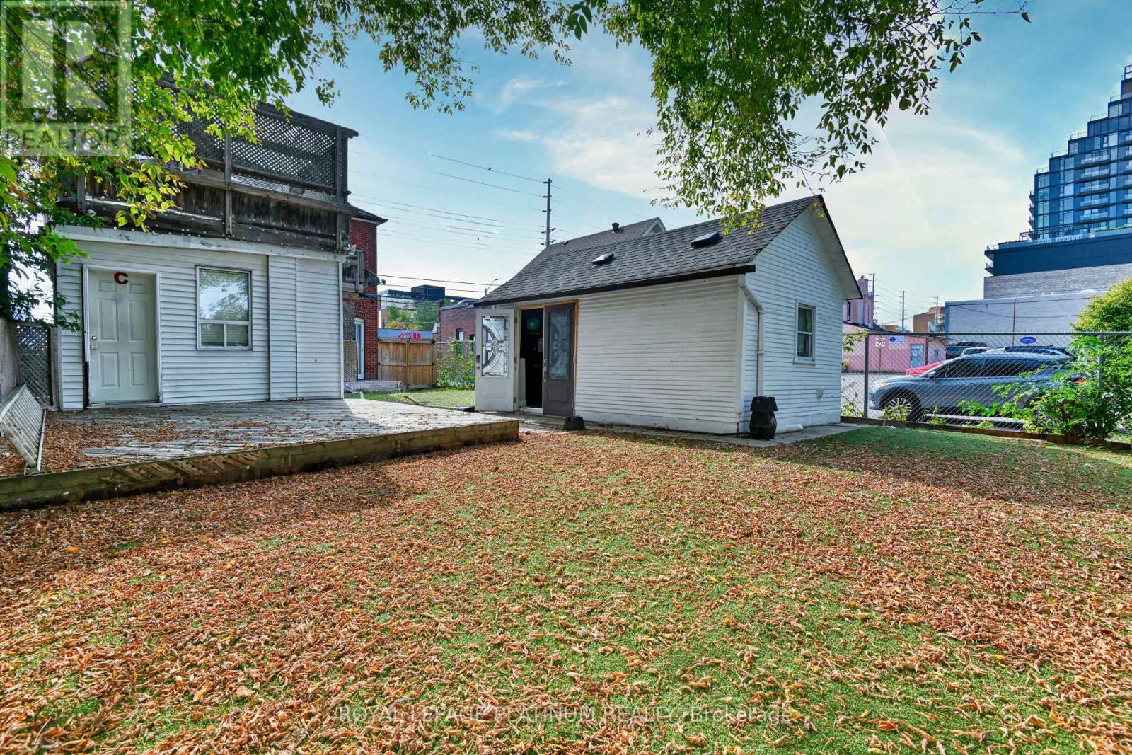 37 Dundas Street W, Mississauga, Ontario  L5B 1H2 - Photo 31 - W12505362