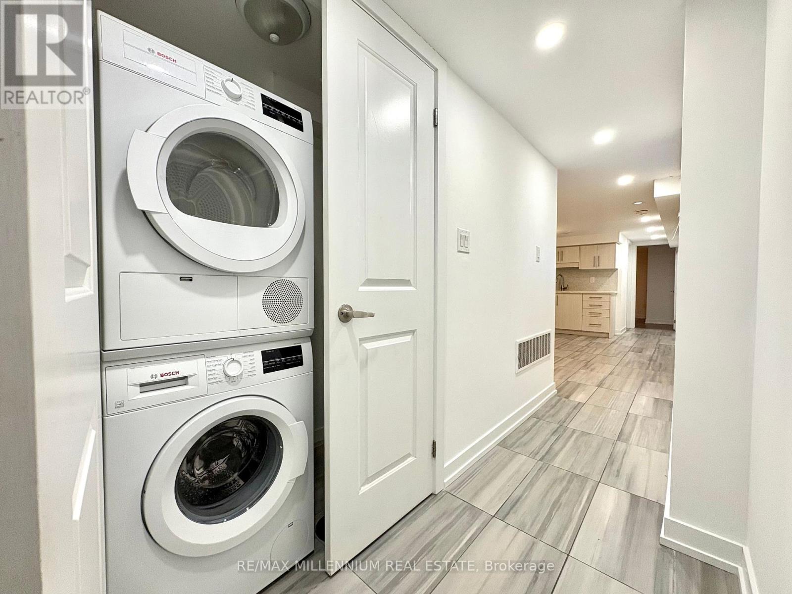 149 Campbell Avenue, Toronto, Ontario  M6P 3V1 - Photo 13 - W12505386