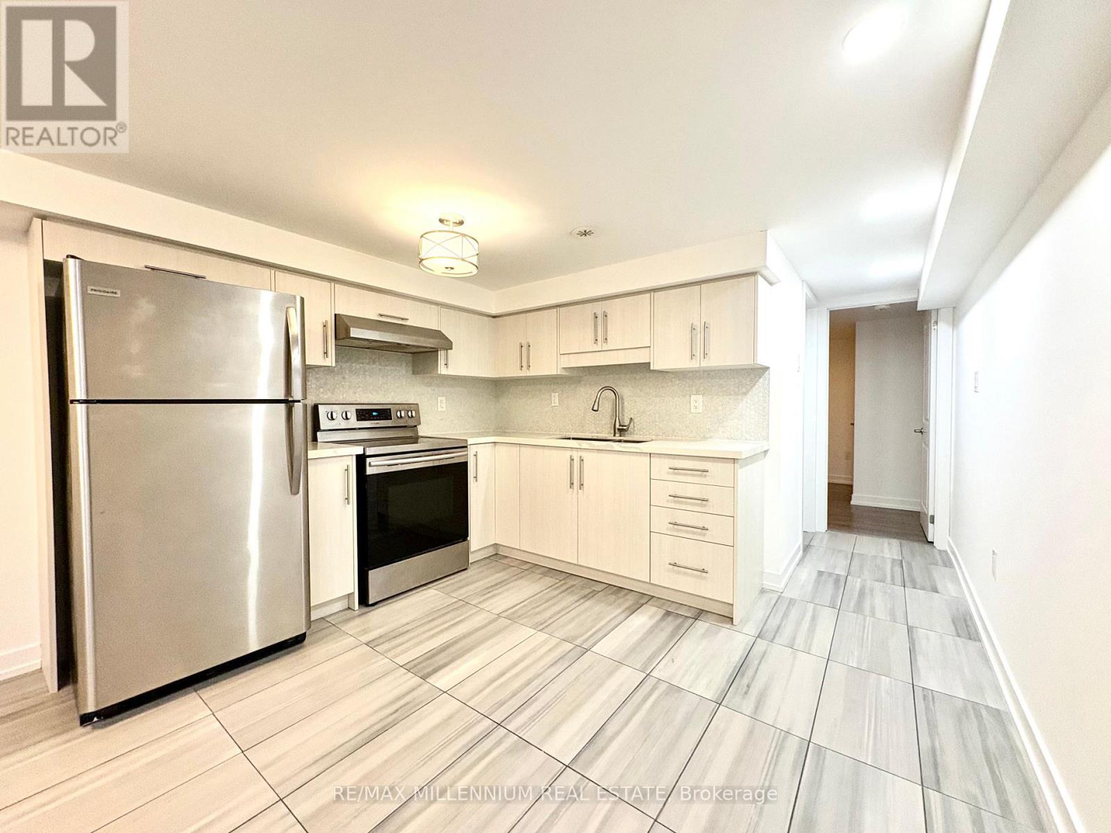 149 Campbell Avenue, Toronto, Ontario  M6P 3V1 - Photo 5 - W12505386