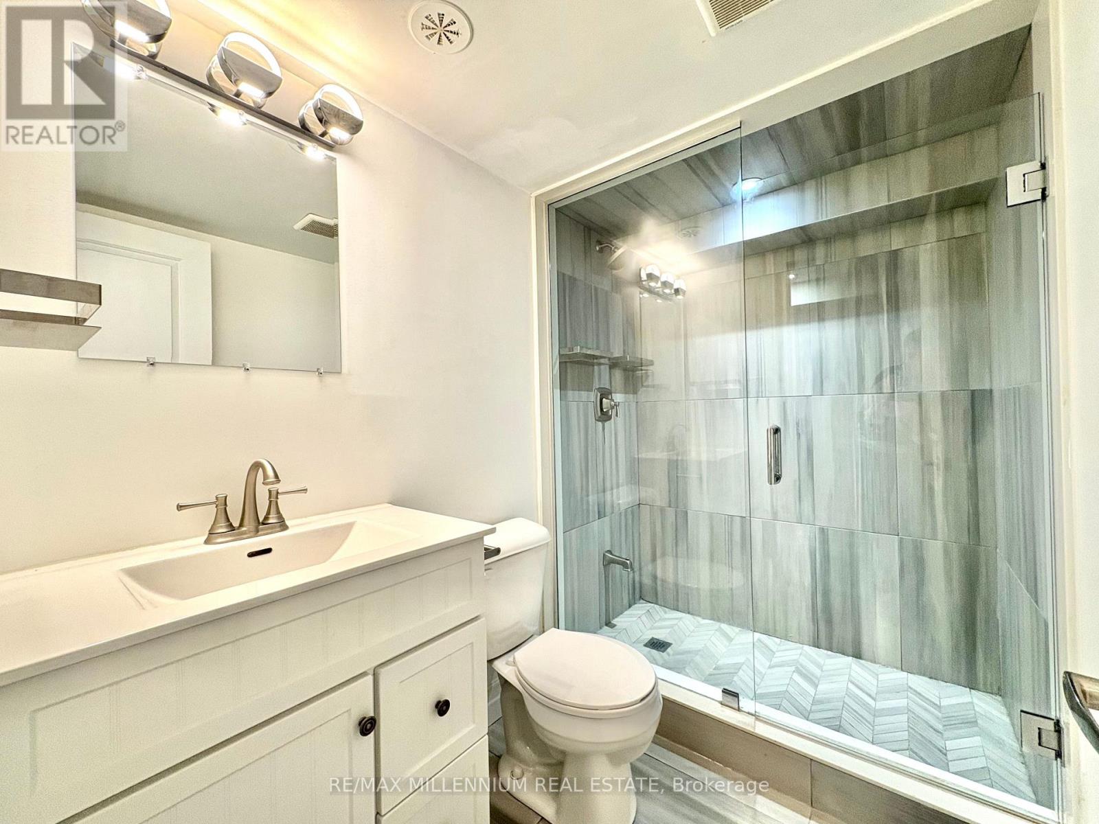 149 Campbell Avenue, Toronto, Ontario  M6P 3V1 - Photo 8 - W12505386