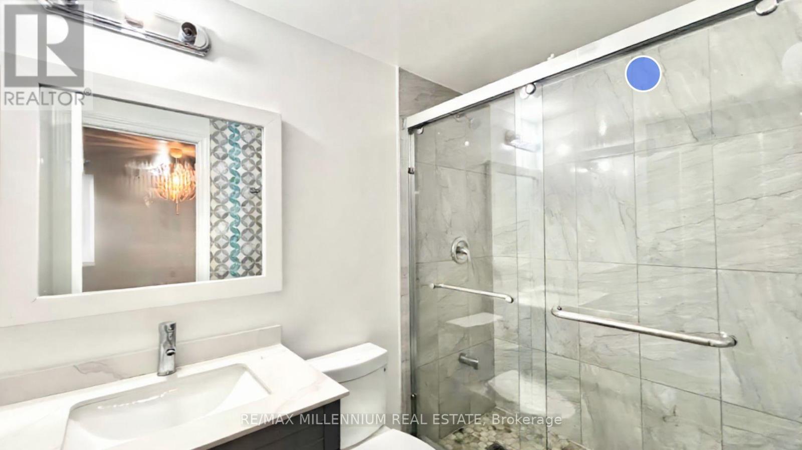 38 Bliss Street, Brampton, Ontario  L6P 3G4 - Photo 5 - W12505426