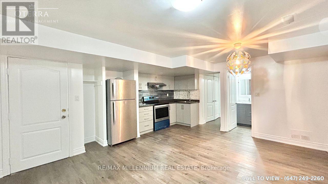 38 Bliss Street, Brampton, Ontario  L6P 3G4 - Photo 8 - W12505426