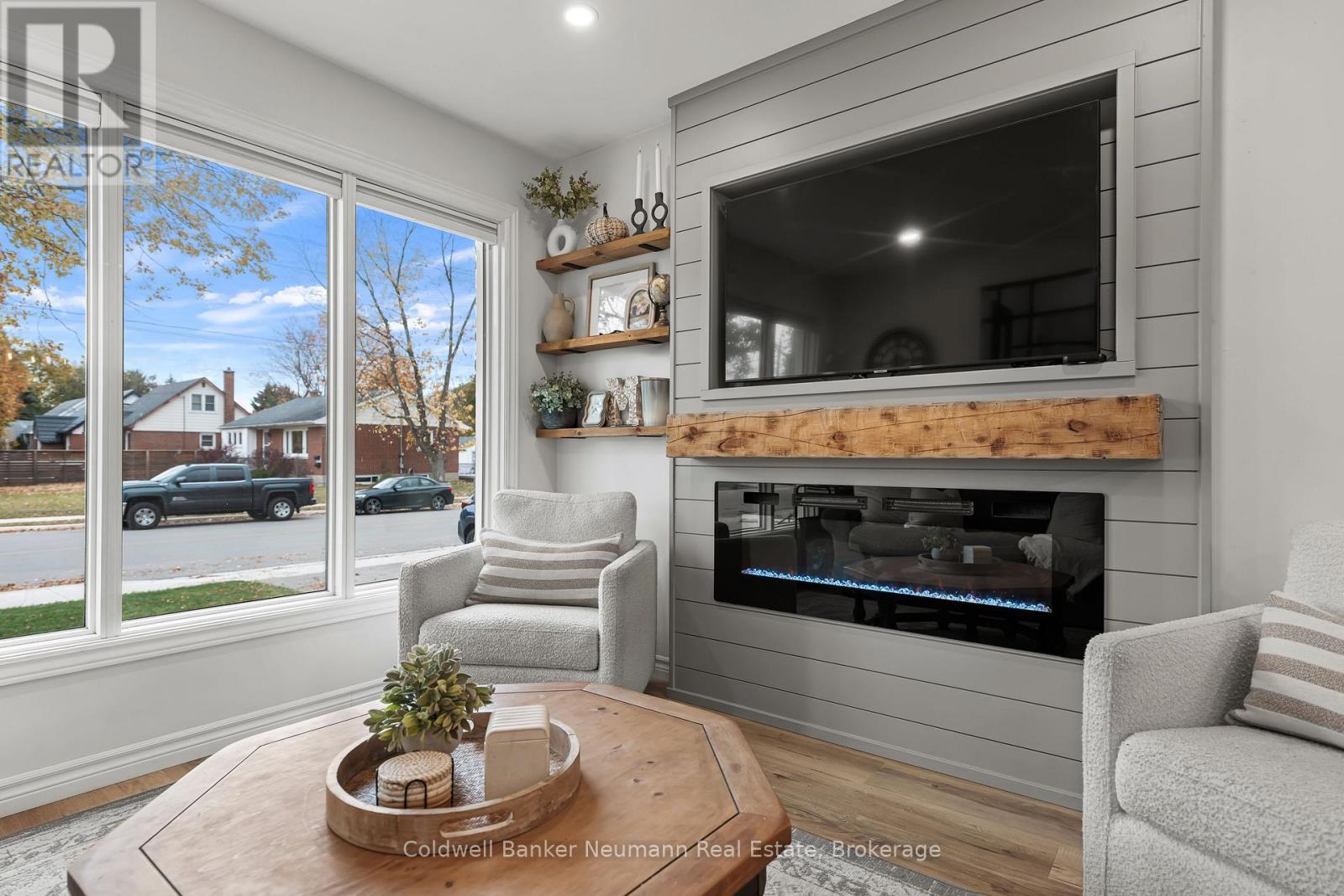 216 Metcalfe Street, Guelph, Ontario  N1E 4Y5 - Photo 11 - X12505472