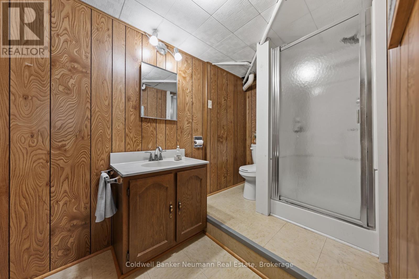 216 Metcalfe Street, Guelph, Ontario  N1E 4Y5 - Photo 37 - X12505472