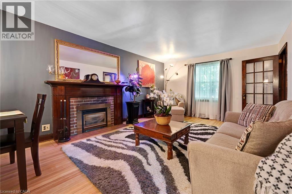 30 Centre Street, Cambridge, Ontario  N1R 4E5 - Photo 5 - 40773500