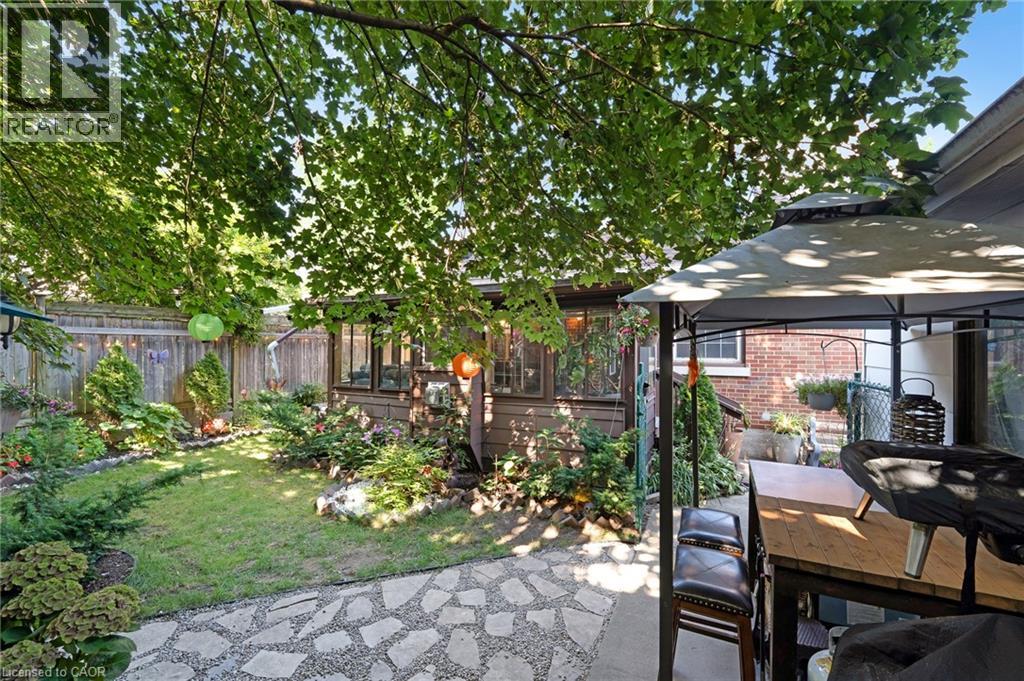 30 Centre Street, Cambridge, Ontario  N1R 4E5 - Photo 23 - 40773500