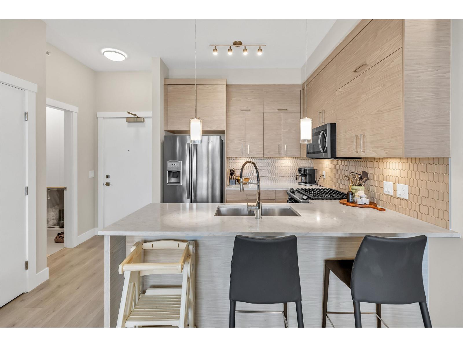 408 2120 Gladwin Road Road, Abbotsford, British Columbia  V2S 0L7 - Photo 6 - R3059402