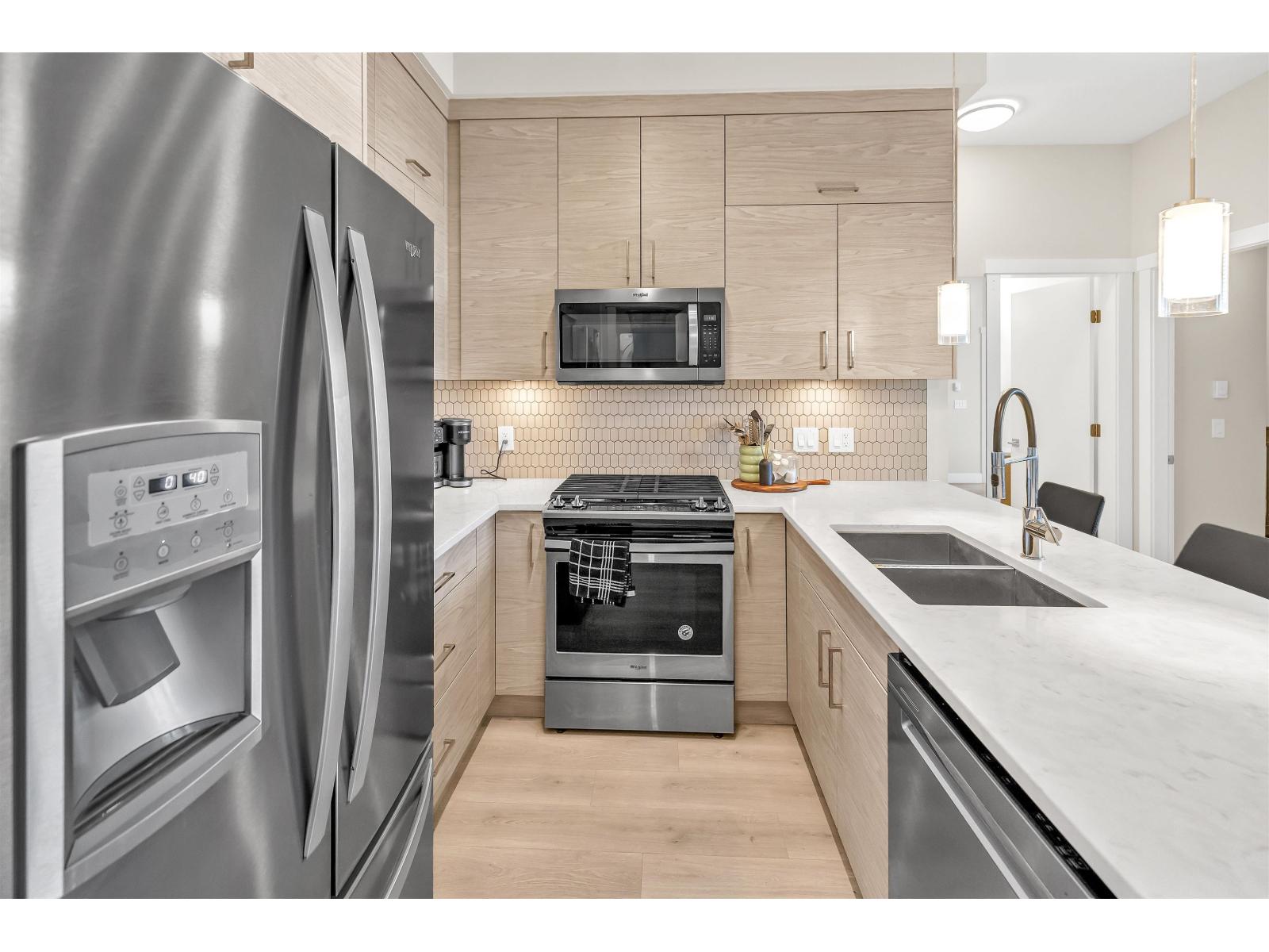 408 2120 Gladwin Road Road, Abbotsford, British Columbia  V2S 0L7 - Photo 4 - R3059402