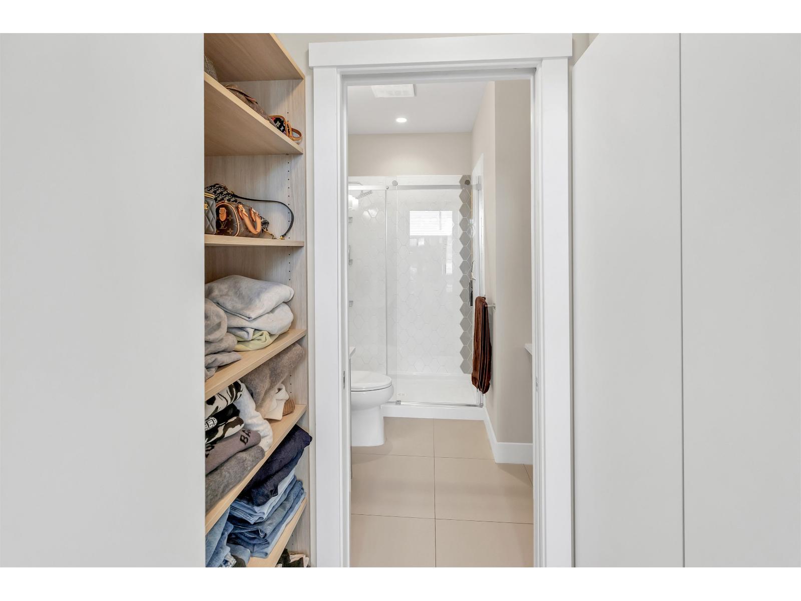 408 2120 Gladwin Road Road, Abbotsford, British Columbia  V2S 0L7 - Photo 14 - R3059402