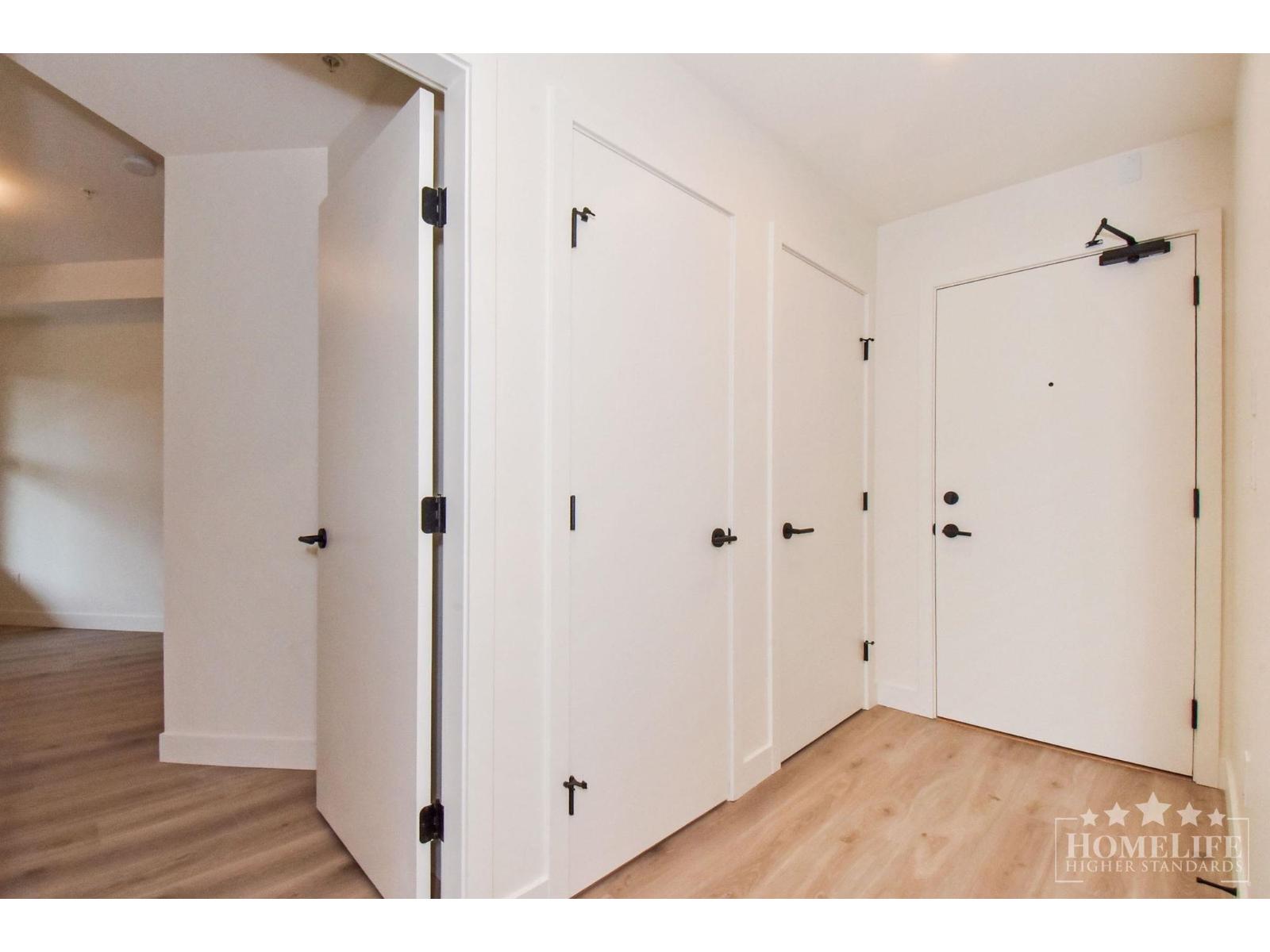 208 2620 152 Street, Surrey, British Columbia V4P 1M8 - Photo 4 - R3056036