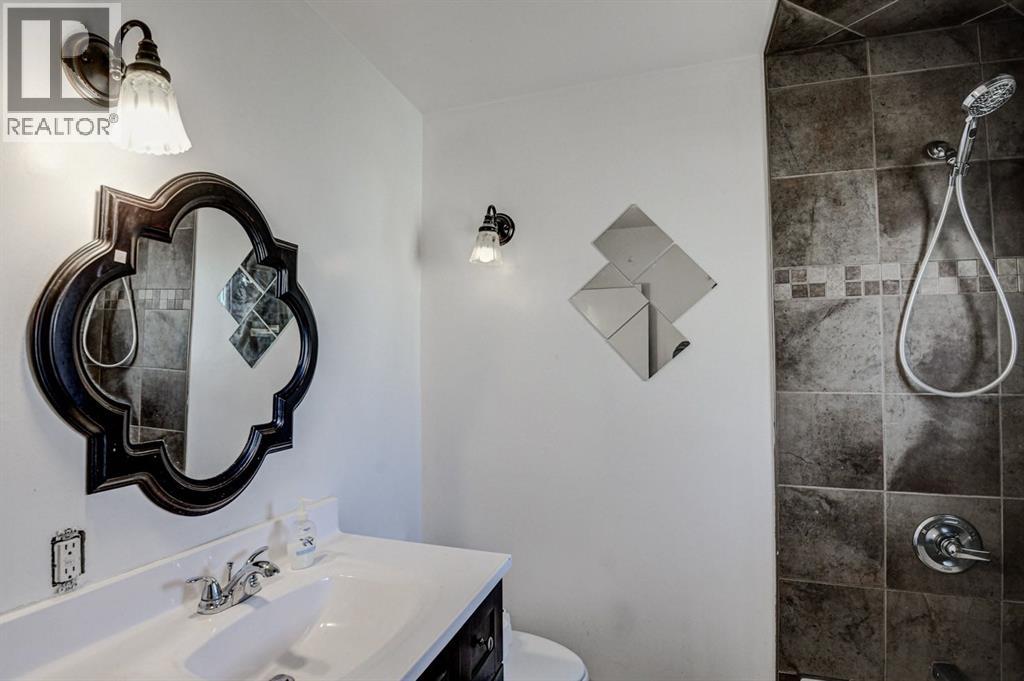 6011 Centre Street Nw, Calgary, Alberta  T2K 0V1 - Photo 14 - A2267837