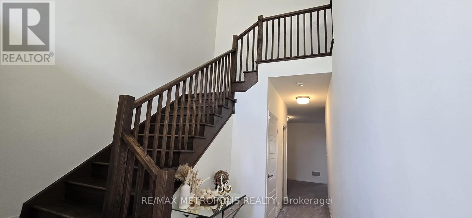 108 Hitchman Street, Brant, Ontario  N3L 0M2 - Photo 17 - X12505272