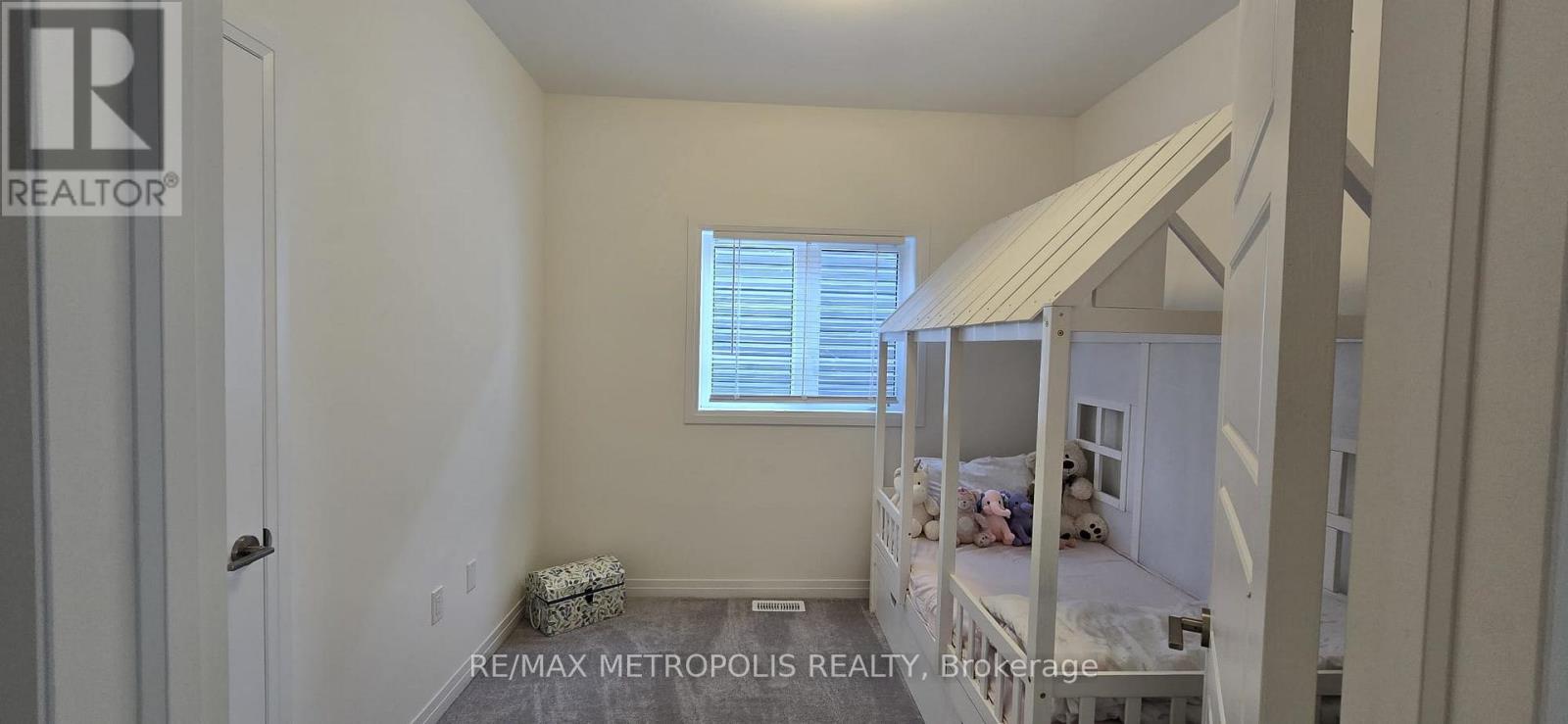 108 Hitchman Street, Brant, Ontario  N3L 0M2 - Photo 20 - X12505272