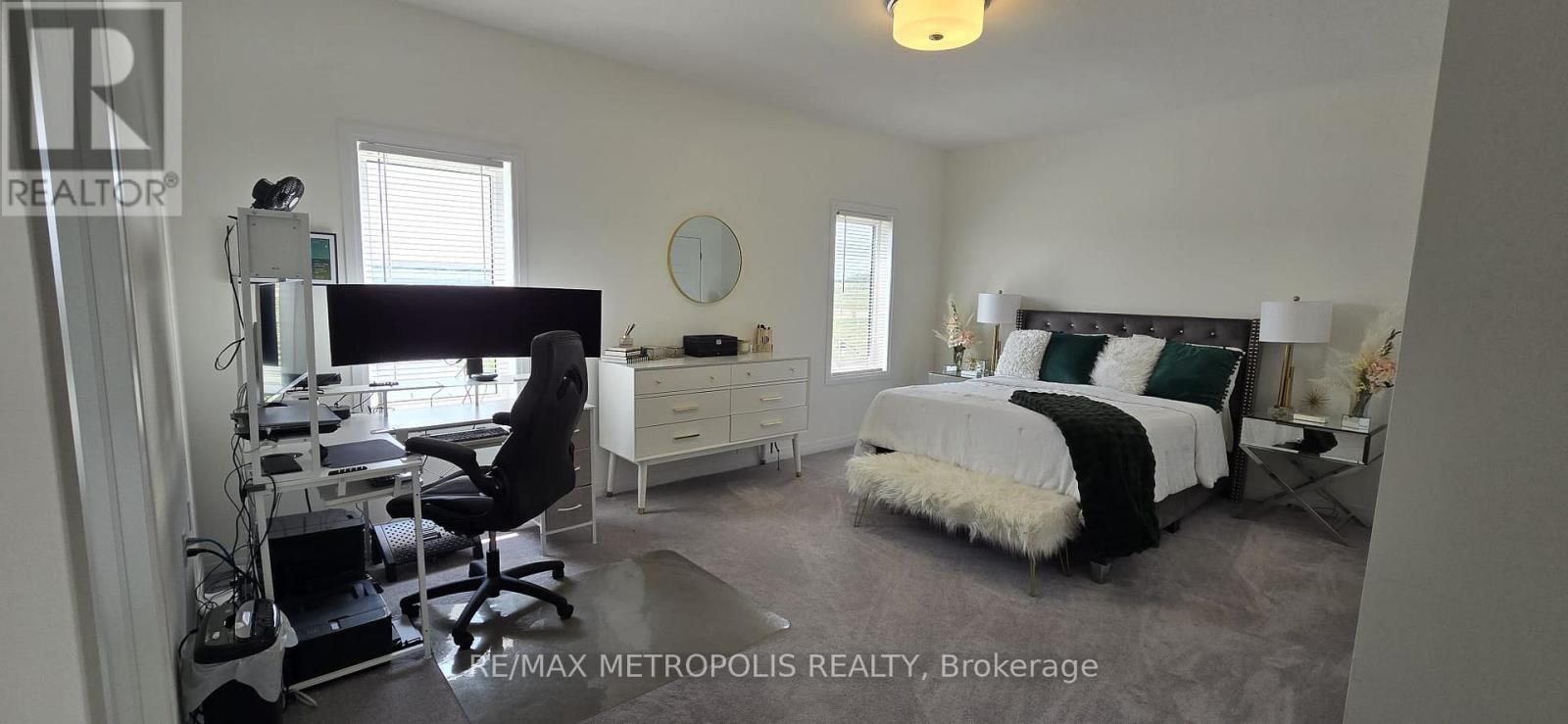 108 Hitchman Street, Brant, Ontario  N3L 0M2 - Photo 23 - X12505272