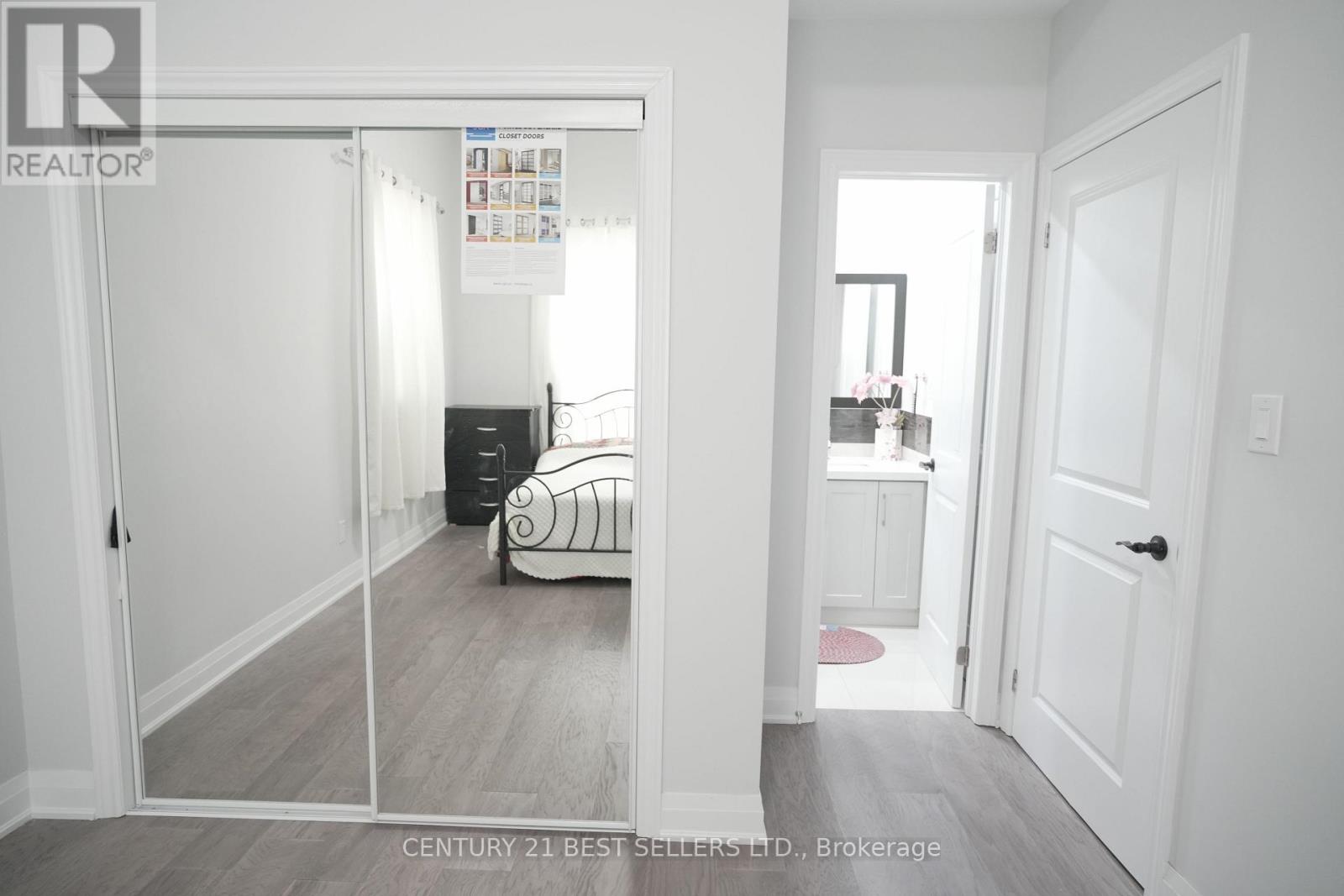 734 Dundas Street, Woodstock, Ontario  N4S 1E9 - Photo 13 - X12505300