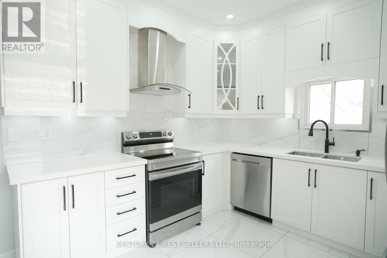 734 Dundas Street, Woodstock, Ontario  N4S 1E9 - Photo 16 - X12505300