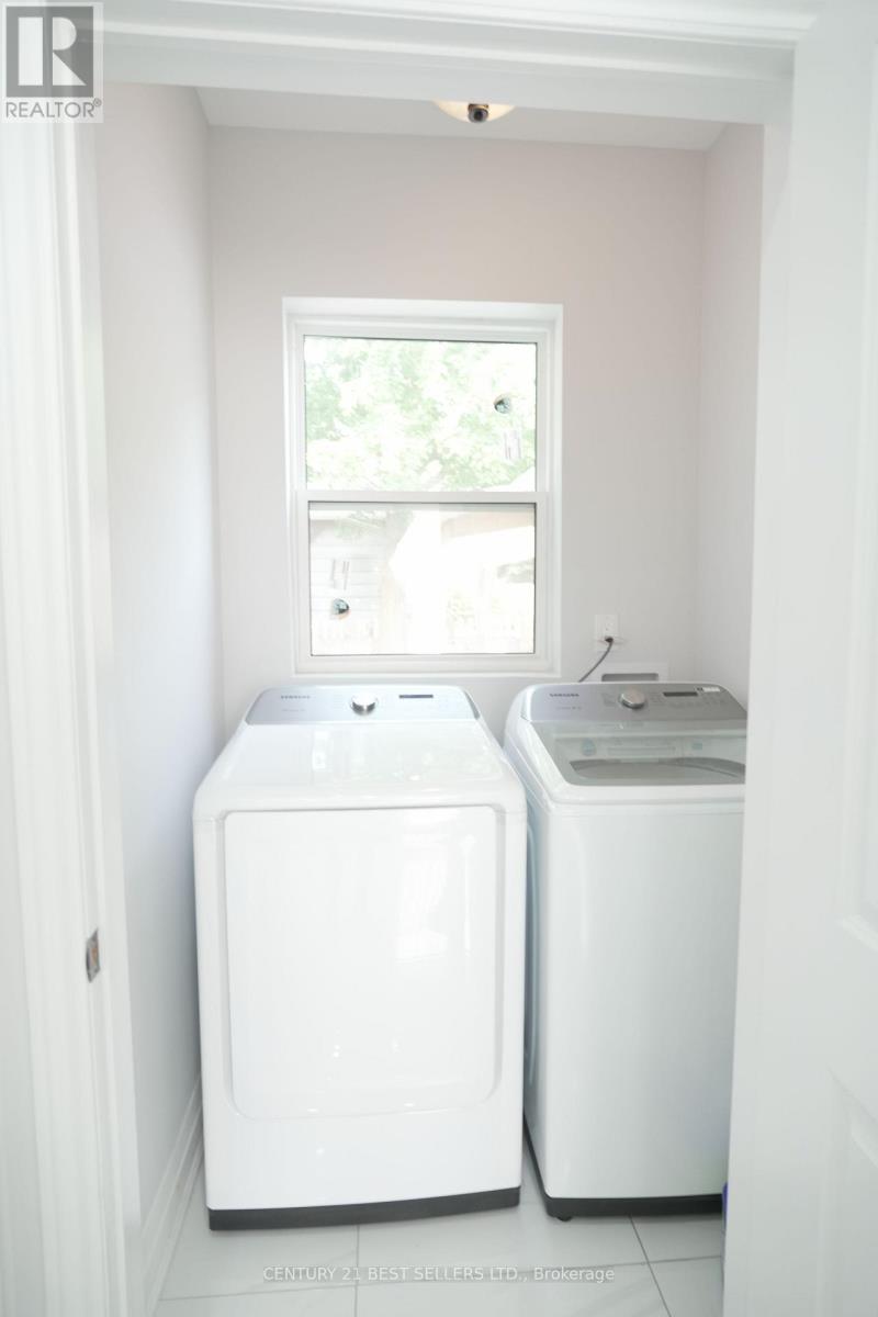 734 Dundas Street, Woodstock, Ontario  N4S 1E9 - Photo 17 - X12505300