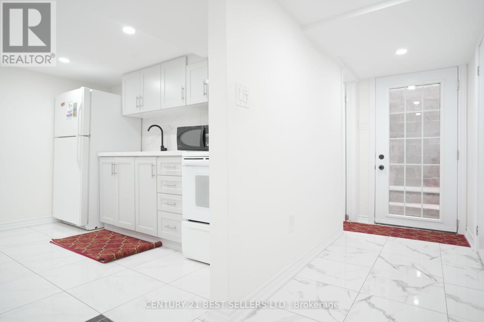 734 Dundas Street, Woodstock, Ontario  N4S 1E9 - Photo 21 - X12505300