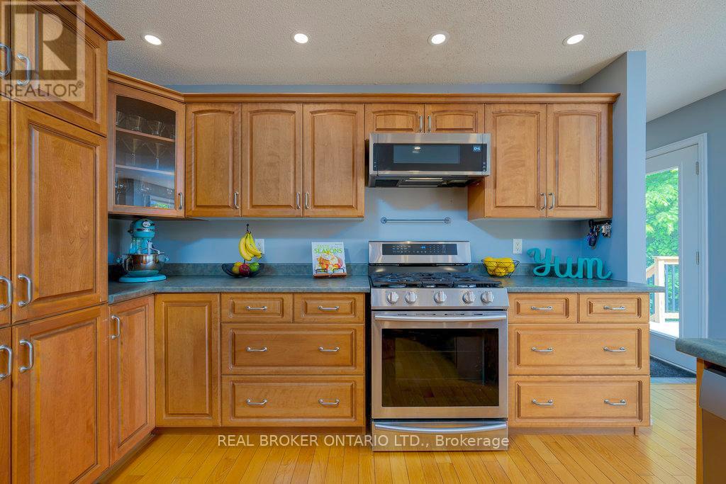 3374 Greenland Road, Ottawa, Ontario  K0A 1T0 - Photo 12 - X12505442