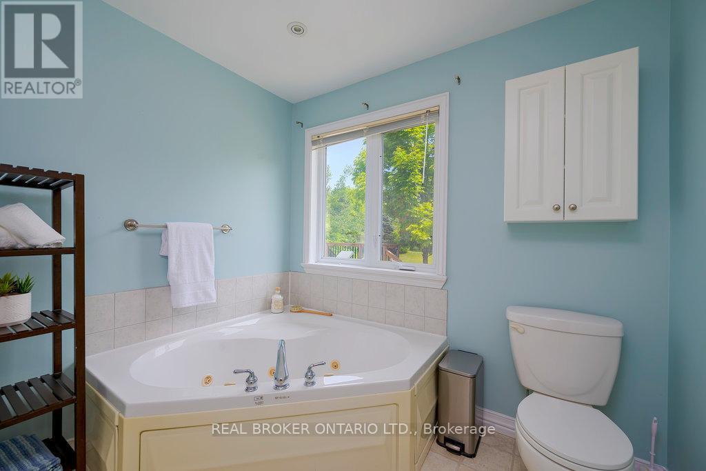 3374 Greenland Road, Ottawa, Ontario  K0A 1T0 - Photo 18 - X12505442