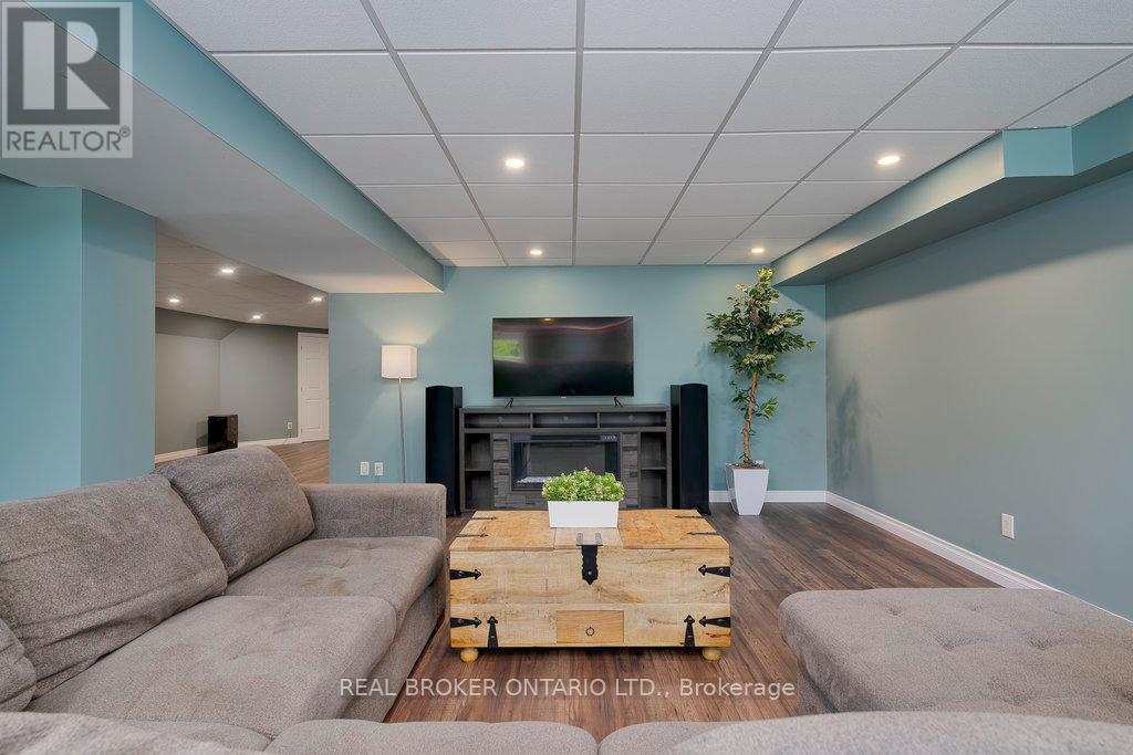 3374 Greenland Road, Ottawa, Ontario  K0A 1T0 - Photo 25 - X12505442