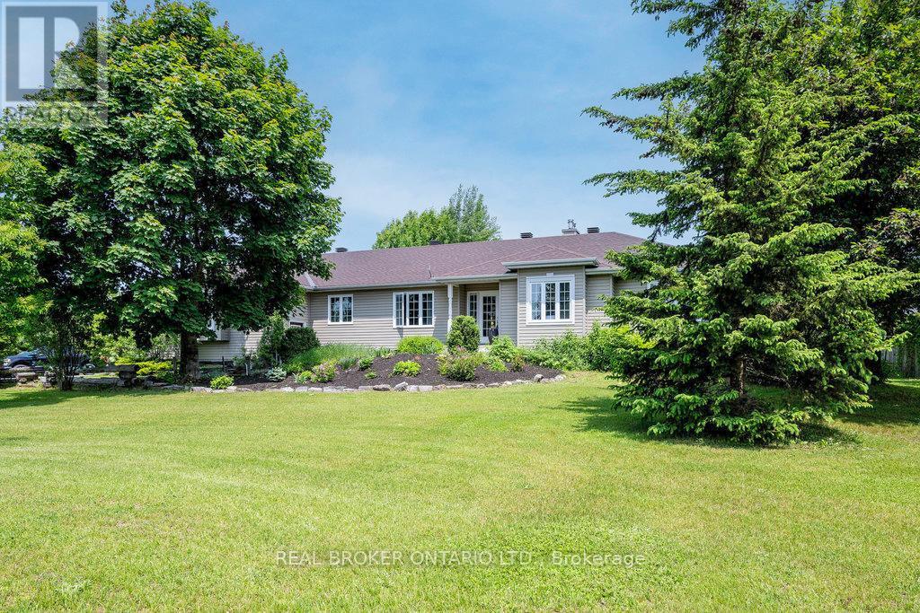 3374 Greenland Road, Ottawa, Ontario  K0A 1T0 - Photo 40 - X12505442