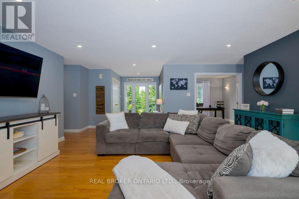 3374 Greenland Road, Ottawa, Ontario  K0A 1T0 - Photo 7 - X12505442