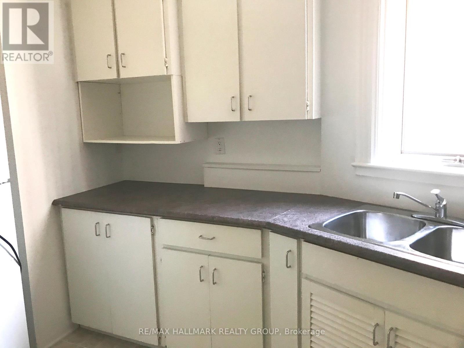 6 - 421 Lisgar Street, Ottawa, Ontario  K1R 5G9 - Photo 7 - X12505462