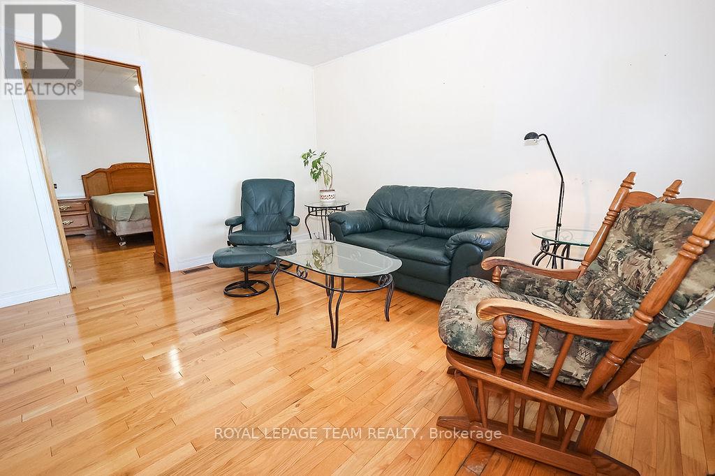 476 Bousquet Avenue, Cornwall, Ontario  K6H 3A4 - Photo 17 - X12505466