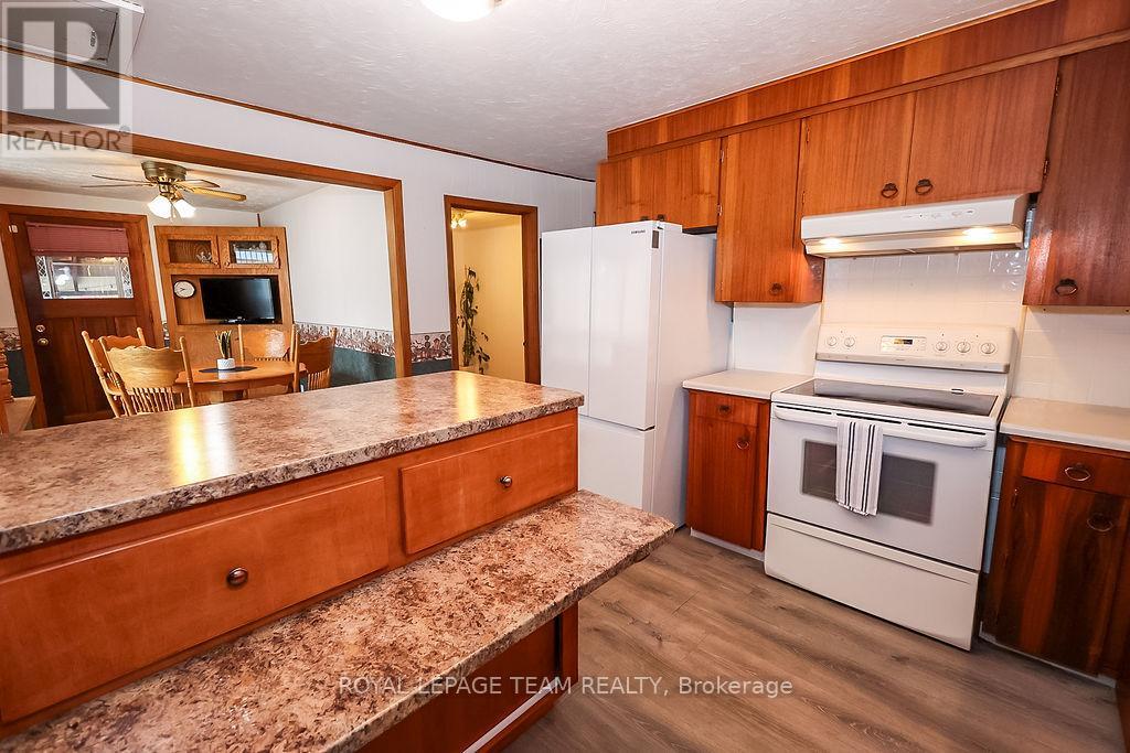 476 Bousquet Avenue, Cornwall, Ontario  K6H 3A4 - Photo 19 - X12505466