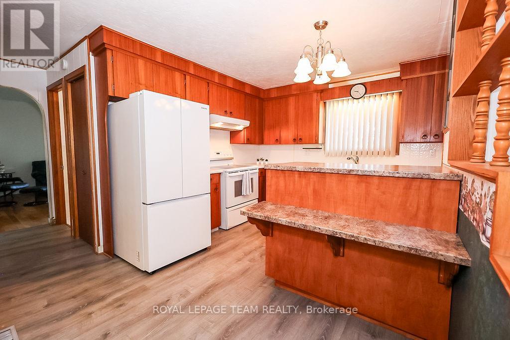 476 Bousquet Avenue, Cornwall, Ontario  K6H 3A4 - Photo 20 - X12505466