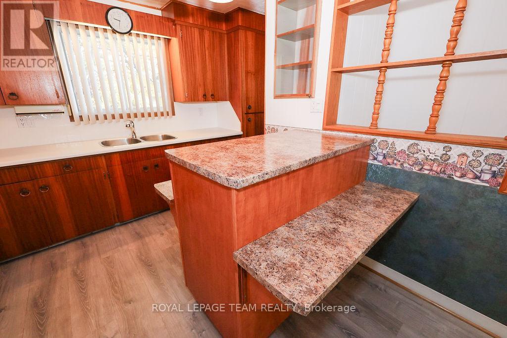 476 Bousquet Avenue, Cornwall, Ontario  K6H 3A4 - Photo 22 - X12505466